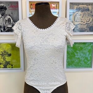 🤍 Y2K Ivory Lace Flutter Sleeve Bodysuit 🤍